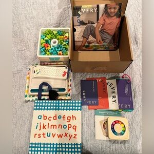Lovevery Persister play kit